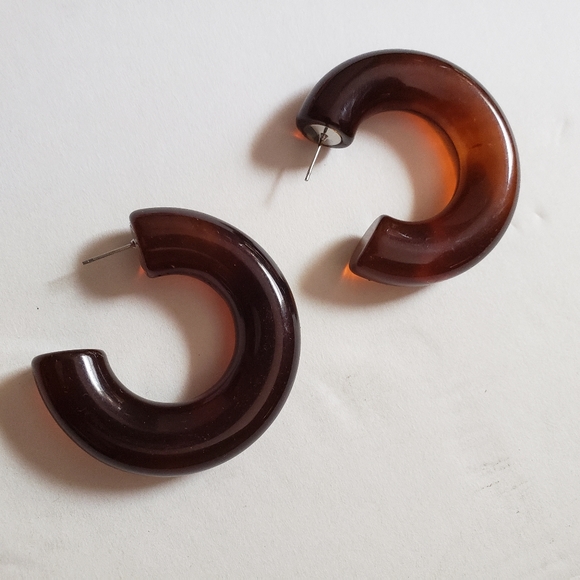 VINTAGE Large Hoop Lucite Earrings Brown Resin - Picture 6 of 8